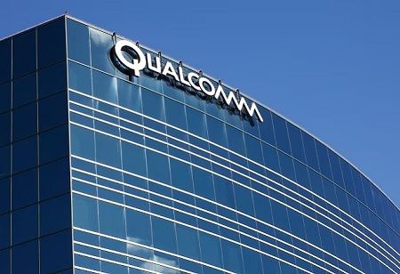 Qualcomm CEO Considers Samsung for Chip Foundry Diversification